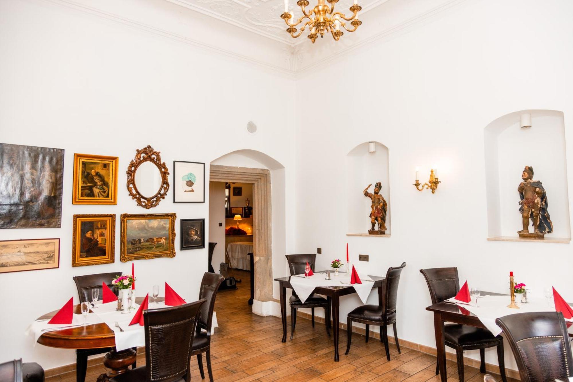 Hotel Schloss Schkopau Екстер'єр фото
