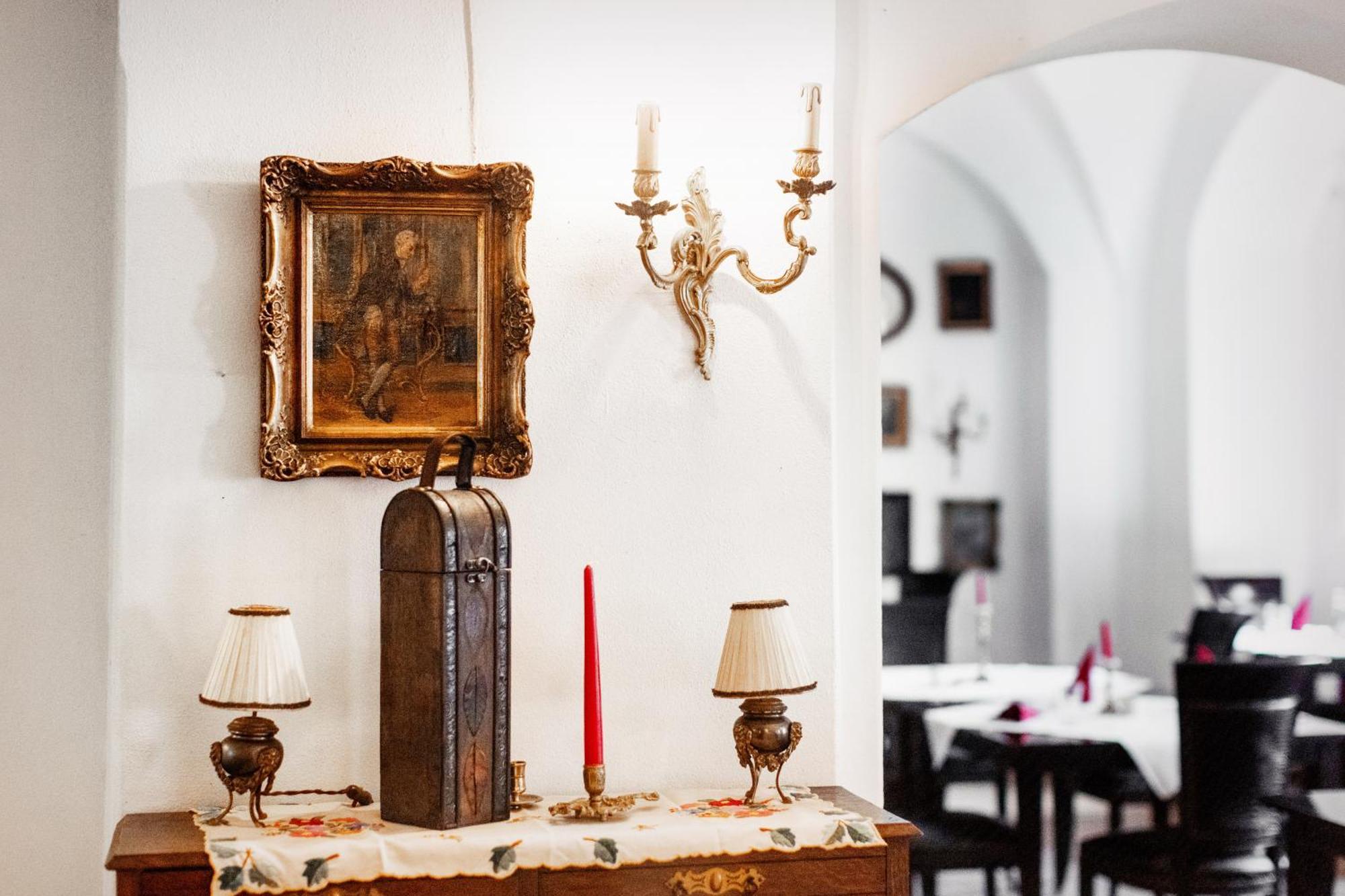 Hotel Schloss Schkopau Екстер'єр фото