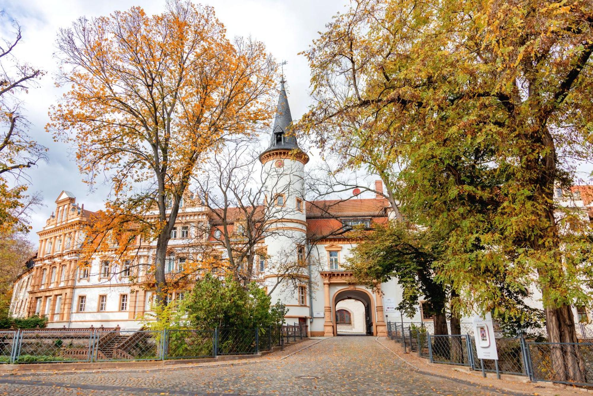 Hotel Schloss Schkopau Екстер'єр фото