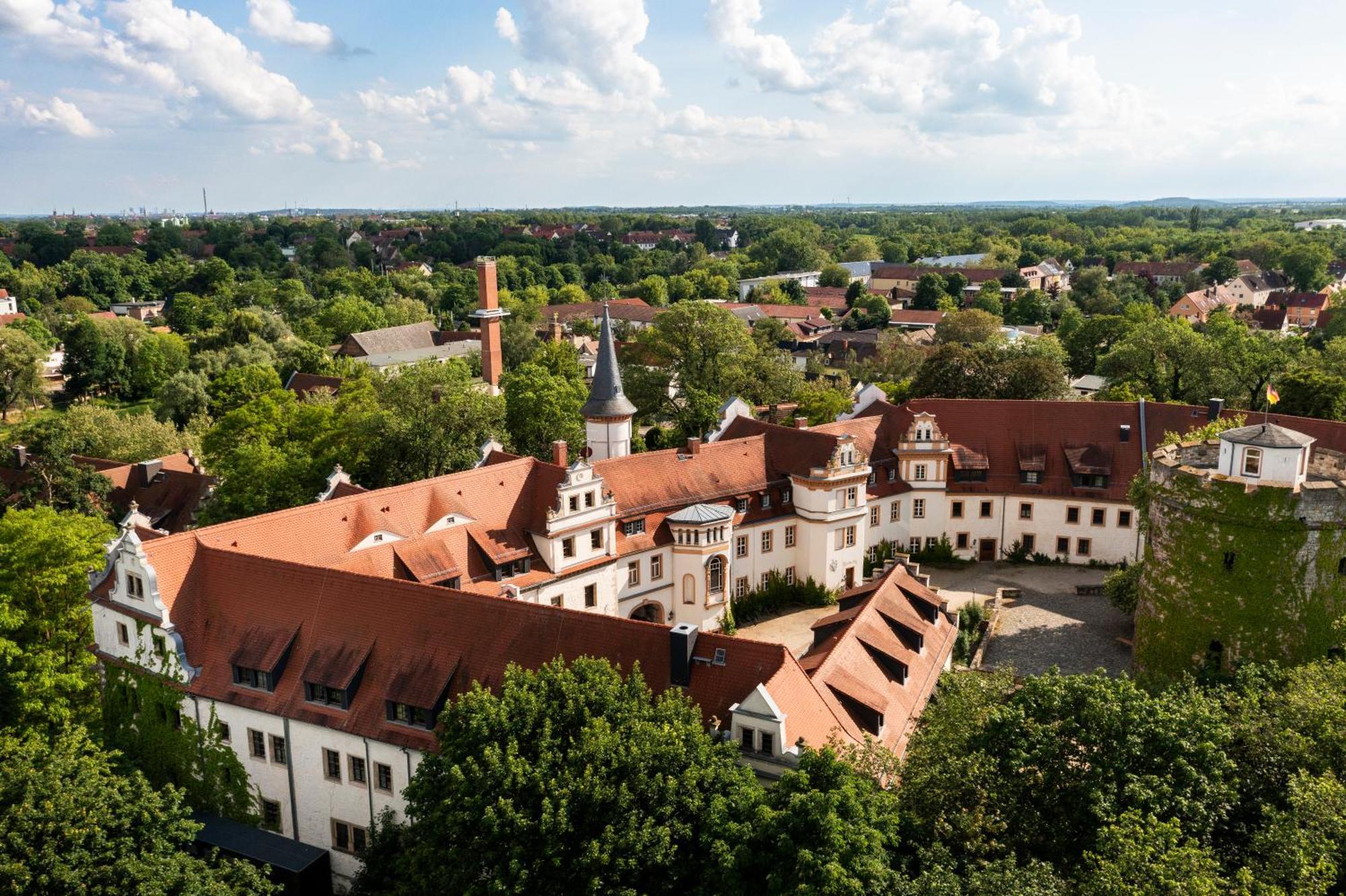 Hotel Schloss Schkopau Екстер'єр фото