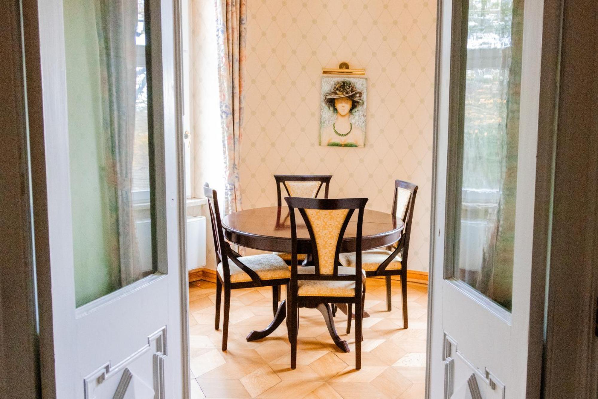 Hotel Schloss Schkopau Екстер'єр фото