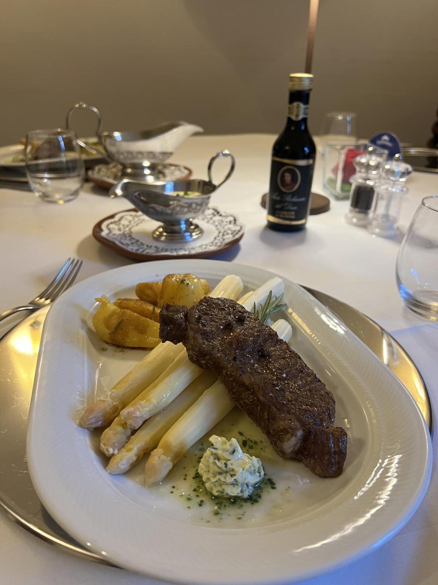 Hotel Schloss Schkopau Екстер'єр фото